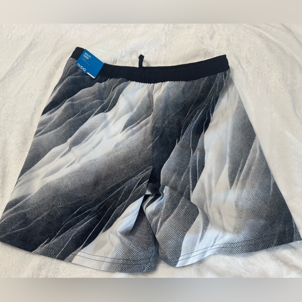 DSG Boy’s Pure White AI Formation Agility Short Size L - Picture 2 of 7